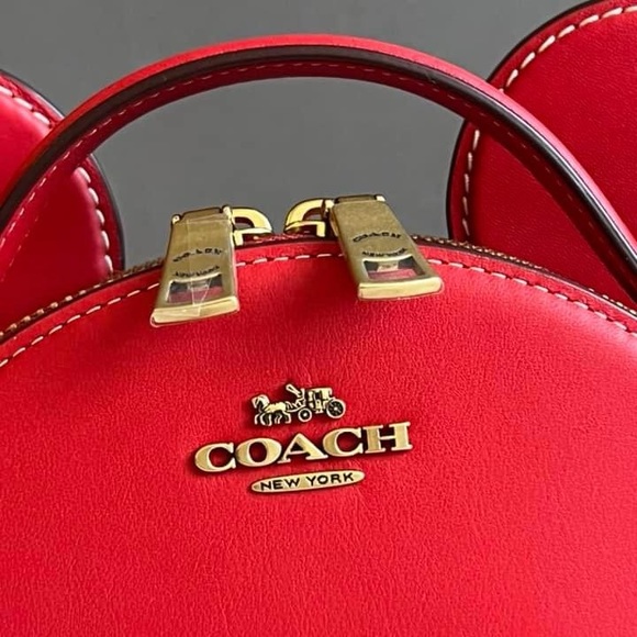 💰SOLD - CM194- Disney X Coach Mickey Mouse Ear Bag - Picture 5 of 14